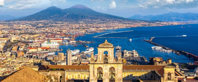 Bonus turismo - vista del Golfo di Napoli