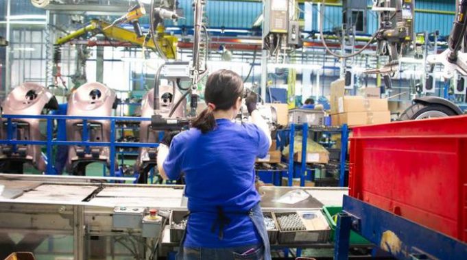 Istat. le sanzioni alla Russia ‘inguaiano’ l’Italia: -0,8% Pil nel 2022 Impresa. Previsioni Pil al ribasso nel 2022 lavoro - Sanzioni russia