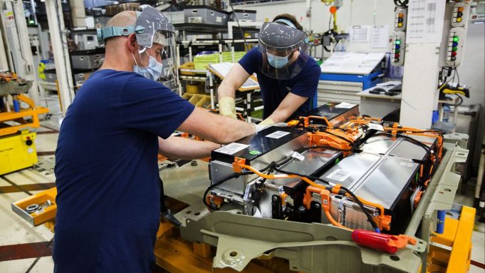 Industria, prezzi alla produzione in rialzo a gennaio Imprese. Fiducia. Crescono i prezzi di produzione fiducia lavoro - contratti- produzione industriale