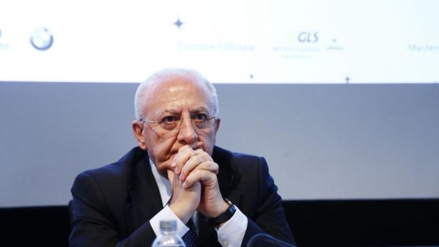 Vincenzo De Luca presidente della Regione Campania Vincenzo De Luca presidente della Regione Campania. Pnrr - Ospedale - No al terzo mandato
