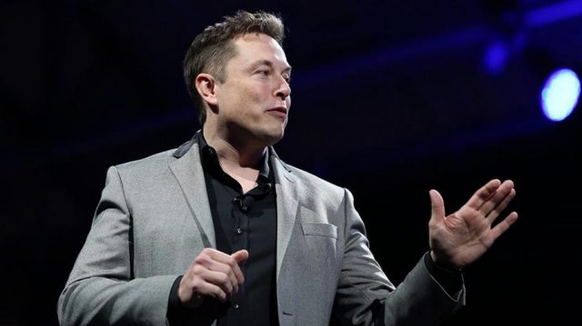 Elon Musk punta a Twitter