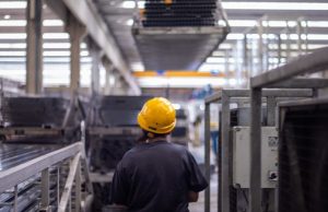 Industria in crescita solo in valore, servizi più dinamici: ad aprile 2026 volumi ancora in calo Industria fatturato - Produzione industriale