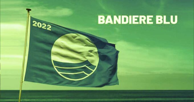 Spiagge. Bandiera blu 2022: Liguria regina del mare, Campania seconda Bandiere blu 2022: Liguria prima regione d'Italia, seconda la Campania