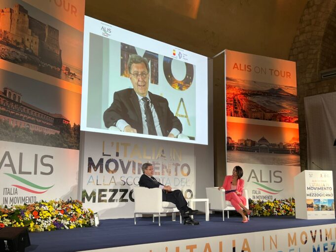 Trasporti e logistica: al convegno di Alis, Napoli e il Sud ribadiscono la loro centralità Napoli. L’Italia in movimento alla scoperta del Mezzogiorno