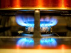 Energia Ue, l’allarme del commissario Jørgensen: “Nessun rischio di scorte, ma affronteremo prezzi molto alti” Gas - bollette