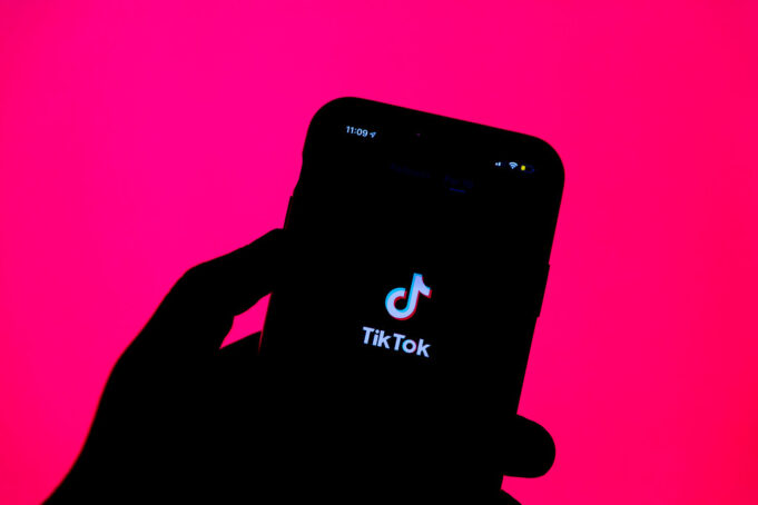 “Guerra social”. Usa, Canada e Ue all’attacco di TikTok: la Cina risponde per le rime TikTok - tik tok