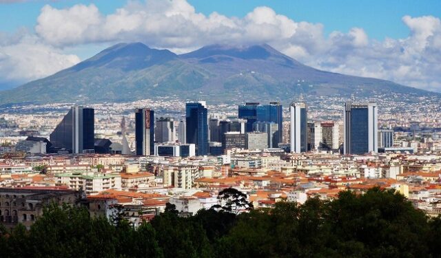 Centro direzionale Napoli Pil Campania Centro direzionale Napoli Pil Campania - sud italia economia