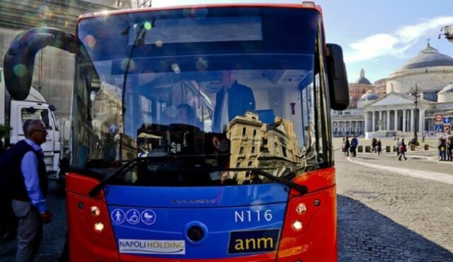 Autobus Anm Napoli Pnrr Autobus Anm Napoli Pnrr - Transizione ecologica