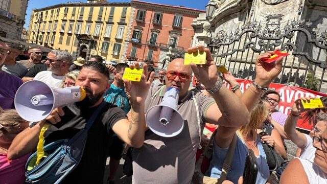 Reddito di cittadinanza Napoli
