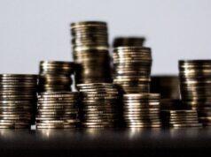 Reddito delle famiglie in calo nel IV trimestre 2025: scende il potere d’acquisto, cresce la pressione fiscale Debito reddito patrimonio famiglie e imprese. Redditometro