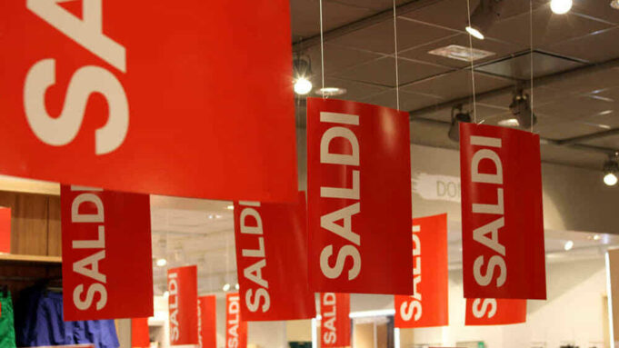 Saldi al via, ma lo sconto è già iniziato: così le regole non tengono più Saldi