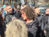 Manganellate ai manifestanti davanti alla sede Rai a Napoli: diversi feriti Manganellate sit in Rai Napoli