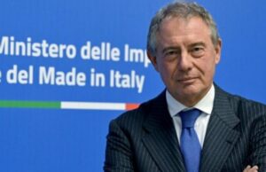 Carburanti, nuova stangata: il governo valuta le accise mobili. Urso: “Interverremo se necessario” Adolfo Urso Made in Italy - Invest in Italy - dazi