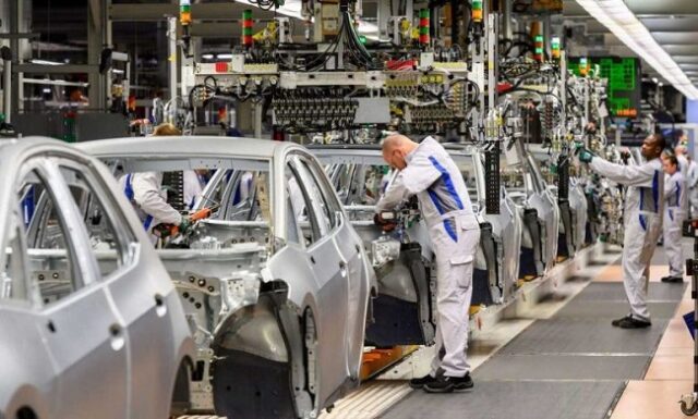 Mercato delle Auto - Catena di montaggio