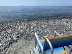 Turismo 2026, primo semestre da record: +4,43% di arrivi. Calabria superstar, boom del turismo internazionale Spiaggia vuota, turismo crisi