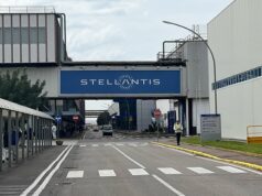 Stellantis rilancia Pomigliano? Dal 2028 “al via il progetto per l’elettrica compatta e accessibile” Stellantis Pomigliano auto crisi automotive Campania