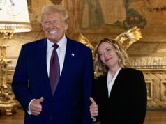 Trump a sorpresa attacca Meloni: “Scioccato dalla sua debolezza” Donald Trump Giorgia Meloni