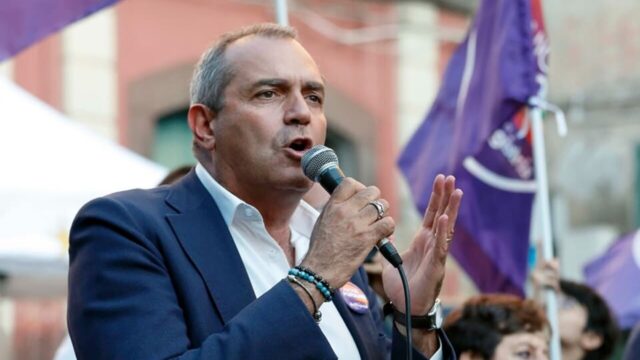 Luigi De Magistris Napoli