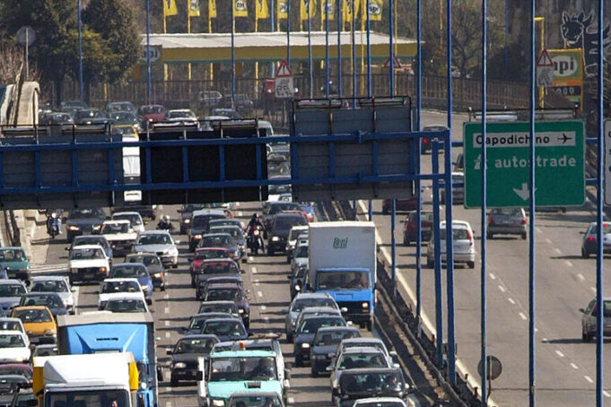 La Tangenziale di Napoli è la prima Smart Road d’Italia: il MIT consegna la certificazione ufficiale Tangenziale di Napoli