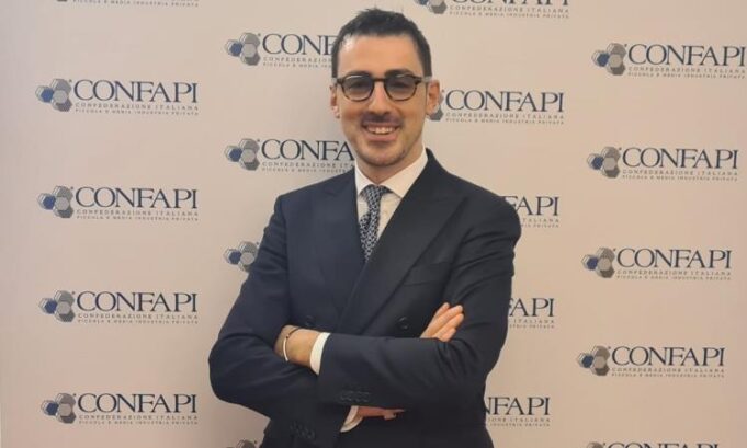 Imprese giovanili in calo, Confapi: “Serve un sostegno concreto ai giovani imprenditori”