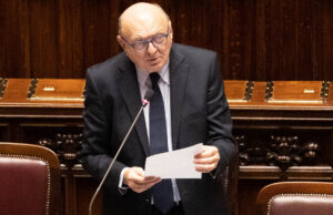 La Camera approva la legge delega sul nucleare: il testo passa al Senato