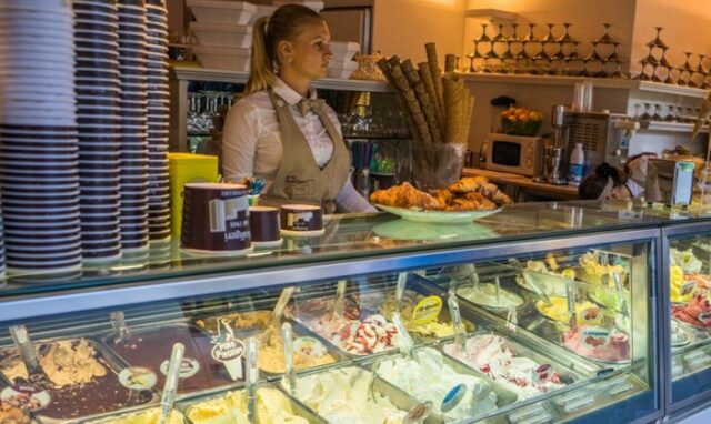Imprese italia Gelateria negozio