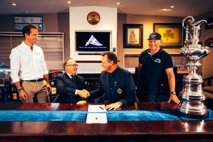 America’s Cup 2027 a Napoli, via al protocollo: budget limitato, donna a bordo e apertura agli stranieri