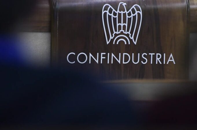 Confindustria: “Con una guerra lunga rischiamo la più grave crisi energetica della storia” Confindustria