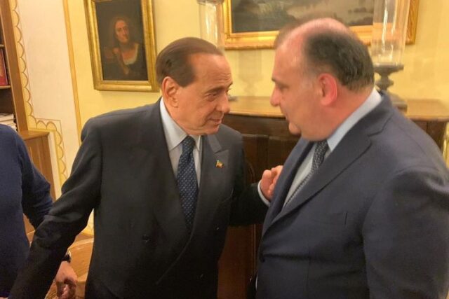 Fulvio Martusciello e Silvio Berlusconi - elezioni campania cirielli
