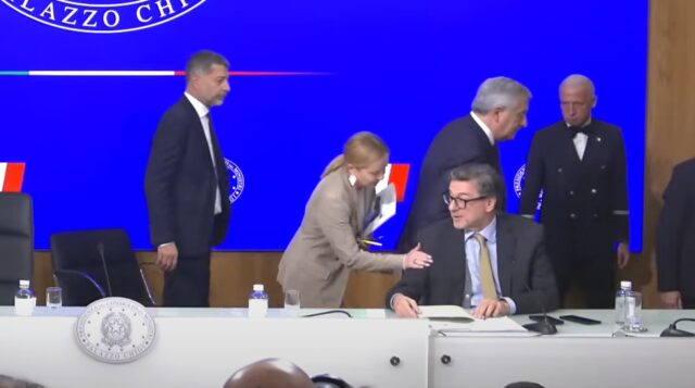 Giorgia MeloNi Giancarlo Giorgetti Manovra Bilancio Governo