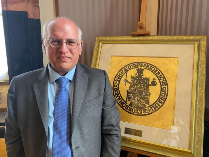 Cura melanoma, Ascierto esulta: “Con NADINA cambia tutto. È una svolta storica” Paolo Ascierto Federico II