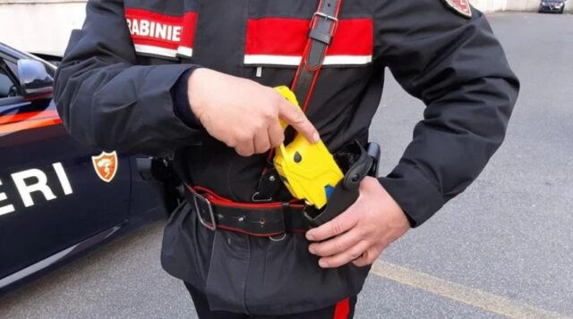 Taser carabinieri - Uomo morto a Napoli