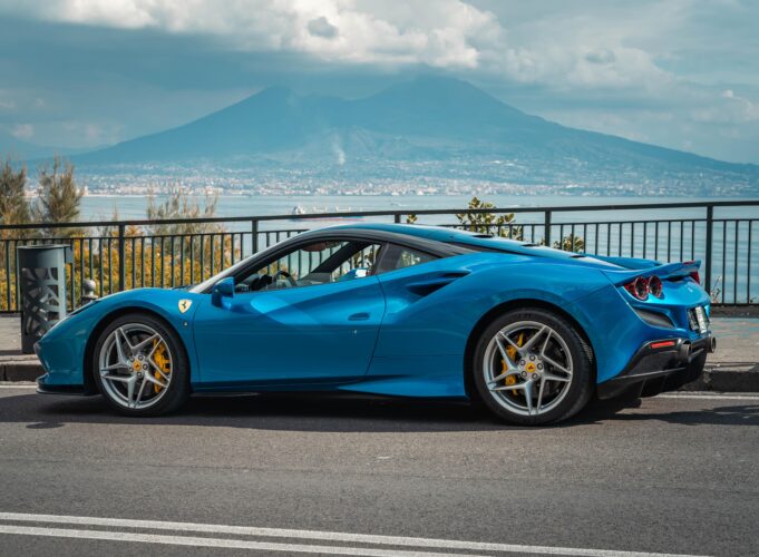 Automoto Napoli Expo 2026 raddoppia: sei padiglioni e 100mila visitatori attesi alla Mostra d’Oltremare