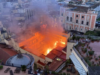 Incendio nel cuore di Napoli, distrutto il Teatro Sannazaro: crollata la cupola Incendio teatro Sannazaro