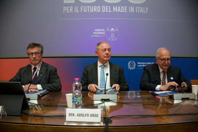 Made in Italy, raggiunta la soglia dei 1000 Marchi Storici: un ecosistema da 93,6 miliardi e oltre 360mila addetti Adolfo Urso Made in Italy giornata
