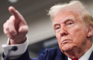 L’Iran “costringe” gli Usa a posticipare l’ultimatum, nuovo ordine (con pedaggio) nello Stretto di Hormuz