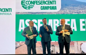 Vincenzo Schiavo rieletto presidente di Confesercenti Campania fino al 2030 Confesercenti campania schiavo gratteri