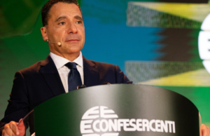 Campania, crollo delle partite Iva nel turismo e nel commercio: persi oltre 10mila autonomi in sei anni