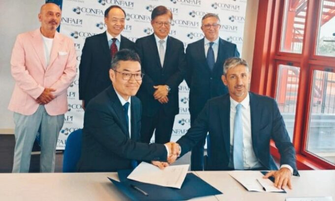 Confapi rafforza il ponte economico con la Cina: firmato il Memorandum tra Camisa e il console Zhang Confapi cina camisa zang