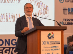 Sgambati (UIL): “Fermare la fuga dei giovani e rilanciare Bagnoli. La Campania deve tornare attrattiva” Giovanni Sgambati Uil Campania Congresso