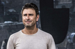 Di Battista: “Sto meglio. Rientro il 4 settembre con aeroambulanza. Grazie ai medici cubani” Alessandro di Battista