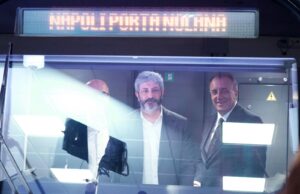 Circumvesuviana, nuovo corso: più treni, più corse, più integrazione. Fico: “Modello virtuoso per tutta la Campania”