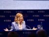 Cernobbio, gli imprenditori promuovono il governo Meloni. Crolla la fiducia nelle opposizioni Giorgia Meloni forum ambrosetti