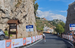Giro di Campania, trionfa Fagundez: la corsa rinasce dopo 25 anni e mostra al mondo le meraviglie della regione