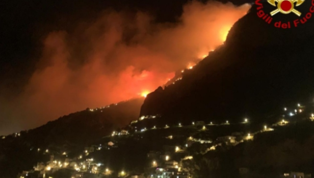 Incendi costiera amalfitana