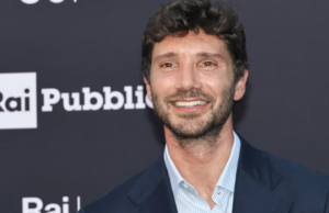 Sanremo 2027, De Martino: “Stop all’IA sul palco. Meglio l’intelligenza artigianale”