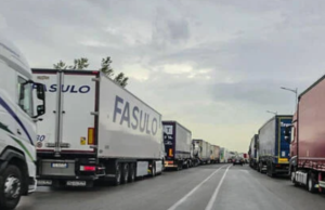 Autotrasporto, blocco dei tir e paralisi produttiva: l’allarme degli industriali di Campania e Puglia